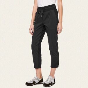 Lululemon Dance Studio Crop 25”